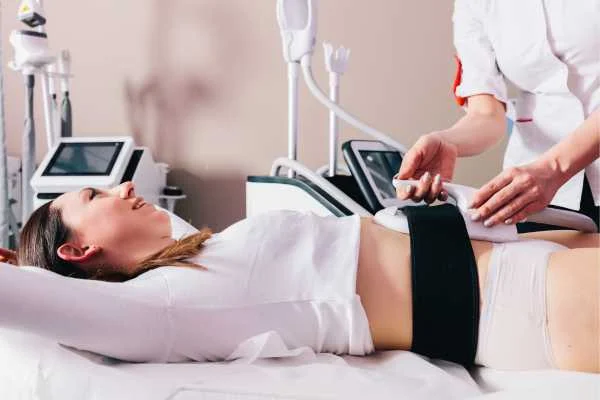 woman having body sculpting to help improve her body image and her mental health Kenilworth